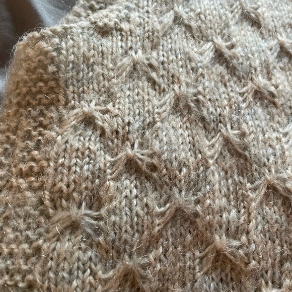 Vintage 90s wool blend hand knit large weave knit sweater vest, GUC, S - Picture 6 of 8